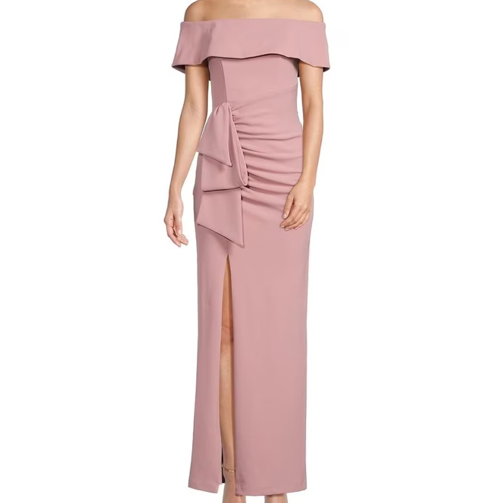 Mother of the bride or groom dress. Beautiful size 10. Dillards. Brand Xscape.